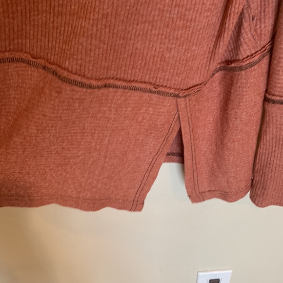 Free People London Town Thermal Long Sleeved Top in copper size medium - Picture 5 of 6